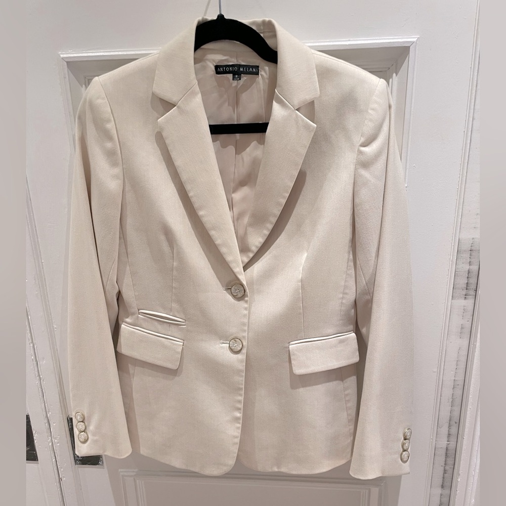 Antonio Melani Women's Cream Blazer